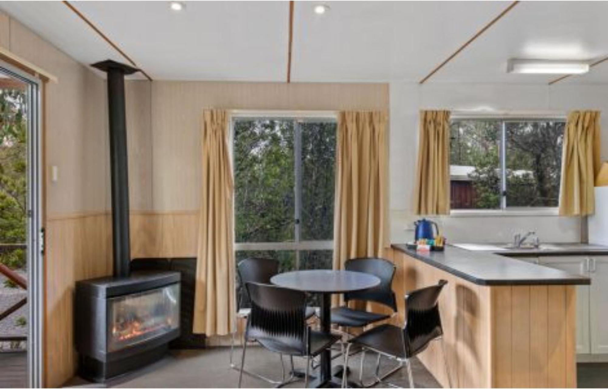 Discovery Parks - Cradle Mountain Room photo